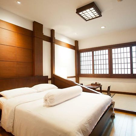 Hotel Baan Kashiwaya Bangkok Esterno foto