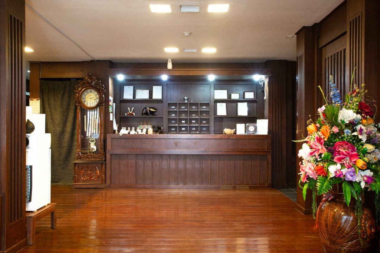 Hotel Baan Kashiwaya Bangkok Esterno foto