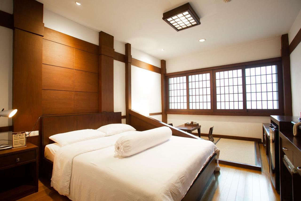 Hotel Baan Kashiwaya Bangkok Esterno foto